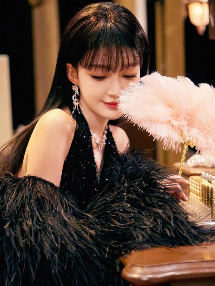 大侦探黑车大劫案没有孙怡大侦探孙怡：黑 × 劫案常驻嘉宾，本次请假成功（不是）。