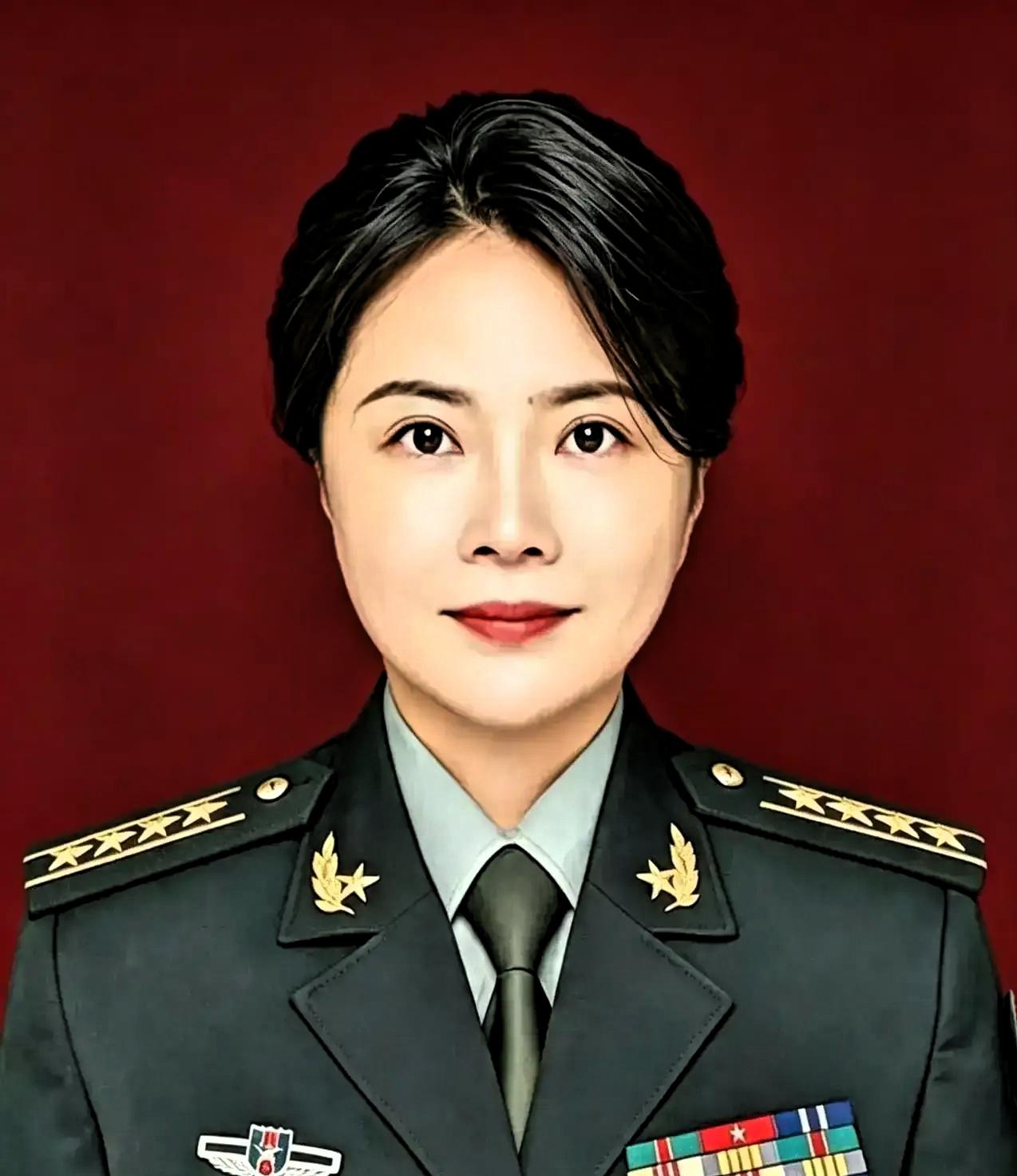 高雪莲，女，汉族，1976年10月出生，重庆渝中人，1996年7月入伍，1997