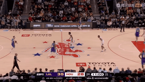 连创神迹！41岁詹姆斯14中13引狂赞 杜兰特直言：他还能再打4-5年  
北京