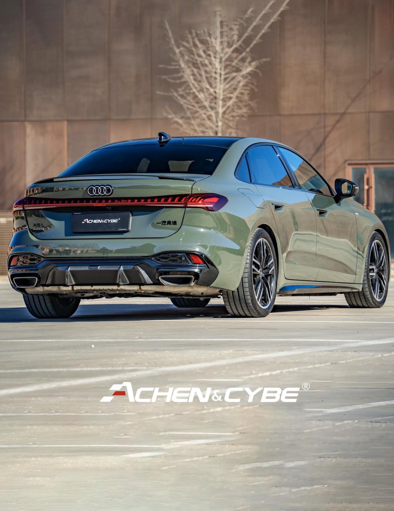 全套雷肯茨博套件上车，效果太炸了！
雷肯茨博 奥迪奥迪A5L