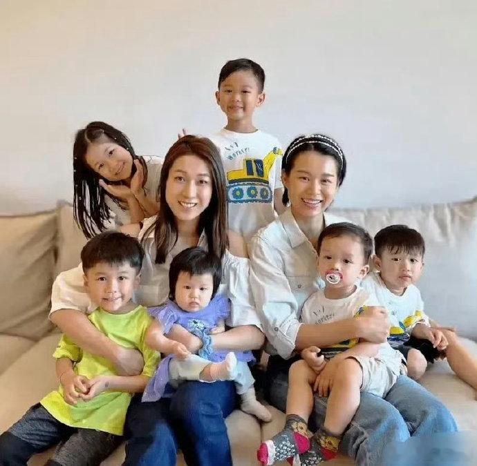 发现TVB女星一旦结婚，生孩子都好猛。 林嘉欣生了三个，胡杏儿也生了三个…… ​