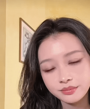 孙怡因染发导致脸肿一沫真挚的情话[超话]孙怡因染发导致脸肿！一沫真挚的情话 ​​