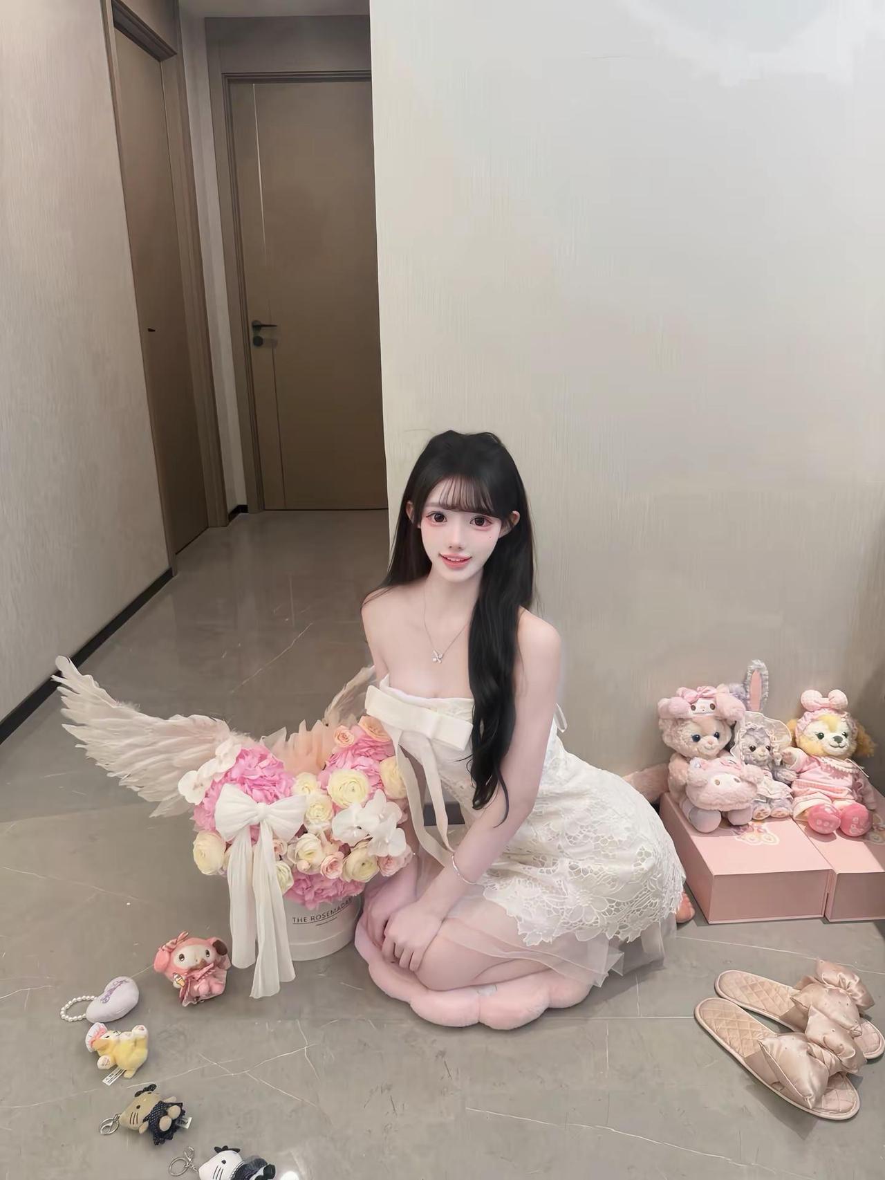 🪽🌸 长翅膀的花花耶(,,>᎑<,,)