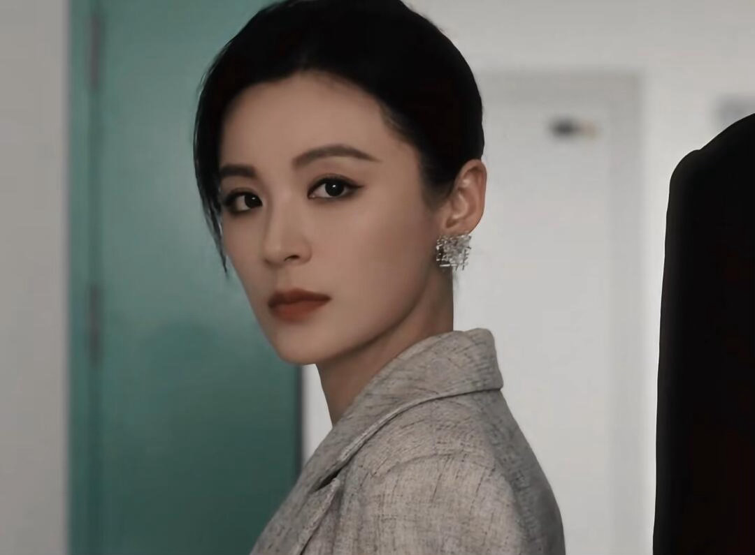 毛林林不光想演妈还想和帅哥谈恋爱毛林林谈逐玉翻红毛林林真的打破标签了！从恶女到《