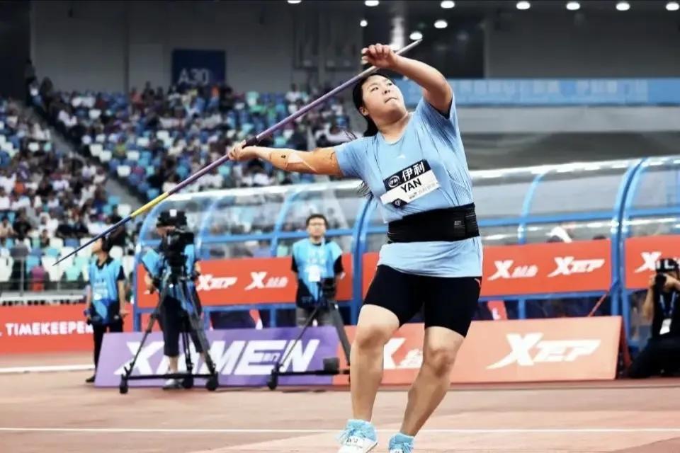让所有标枪运动员无奈，严子怡两掷锁定胜局，夺得了奥斯陆站冠军

严子怡拿下奥斯陆