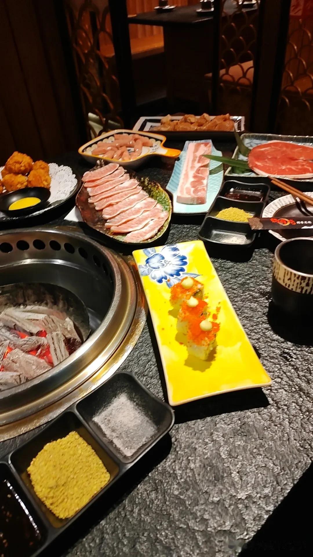 日式料理烧烤好吃不贵三人308日料炭火烤肉 烧肉店打卡 沉浸式烤肉料理