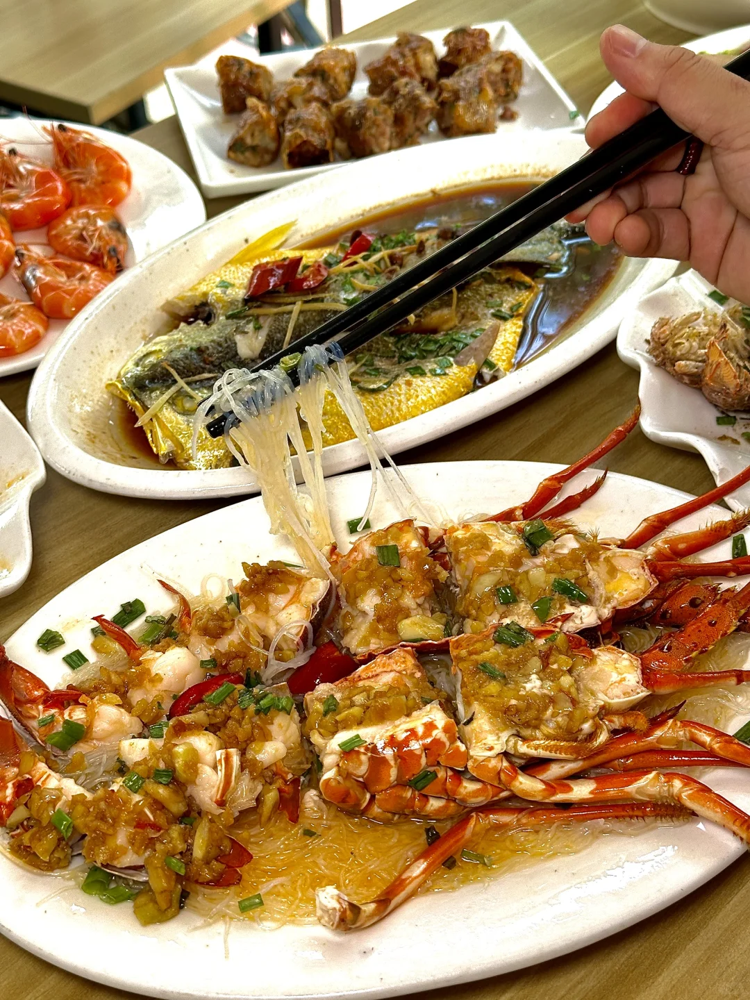 在东山岛！海鲜🦞脑袋狂喜！！！