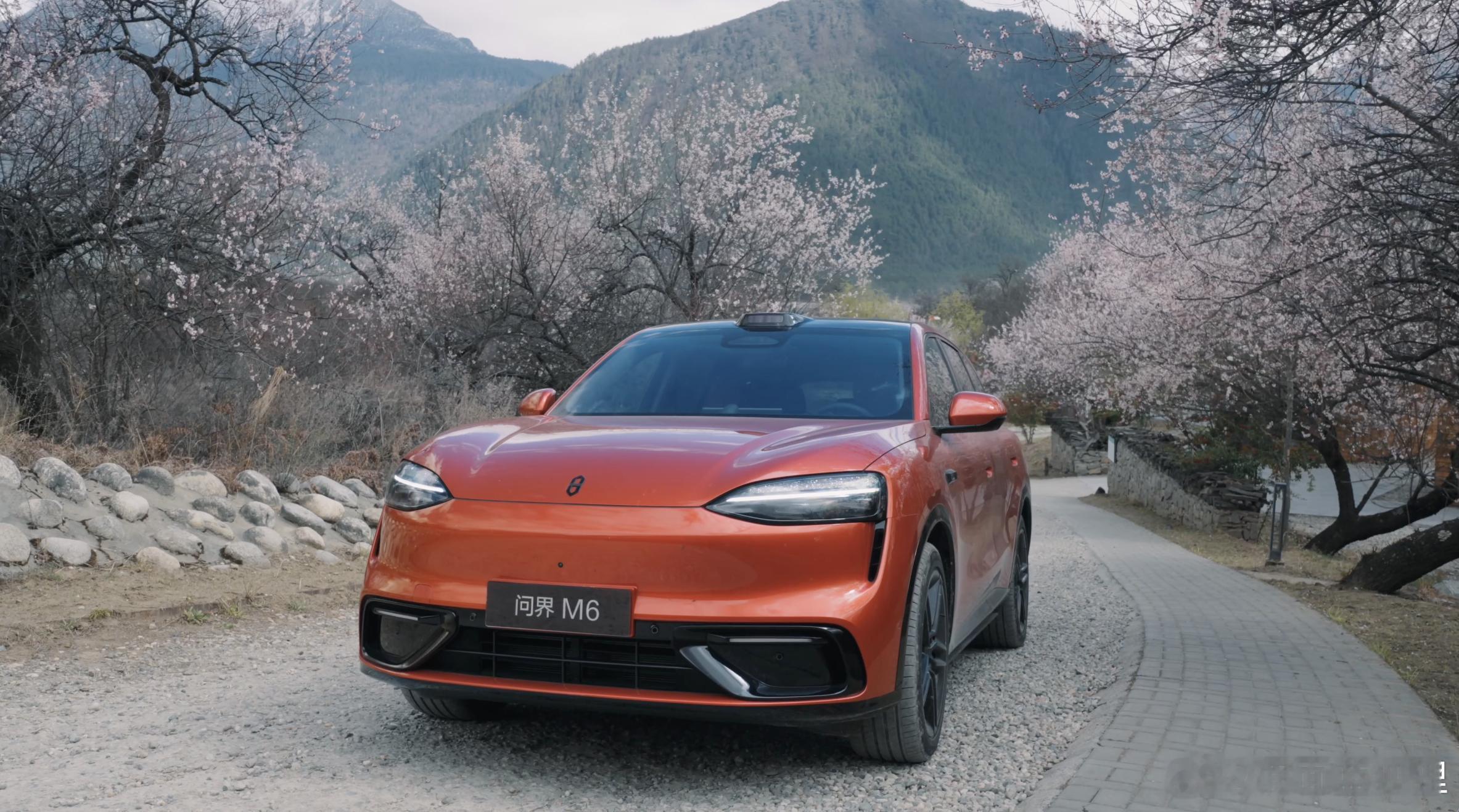 问界M6动态评测首发林芝复杂路况实测见真章！华为途灵平台全系标配，驾控舒适双在线