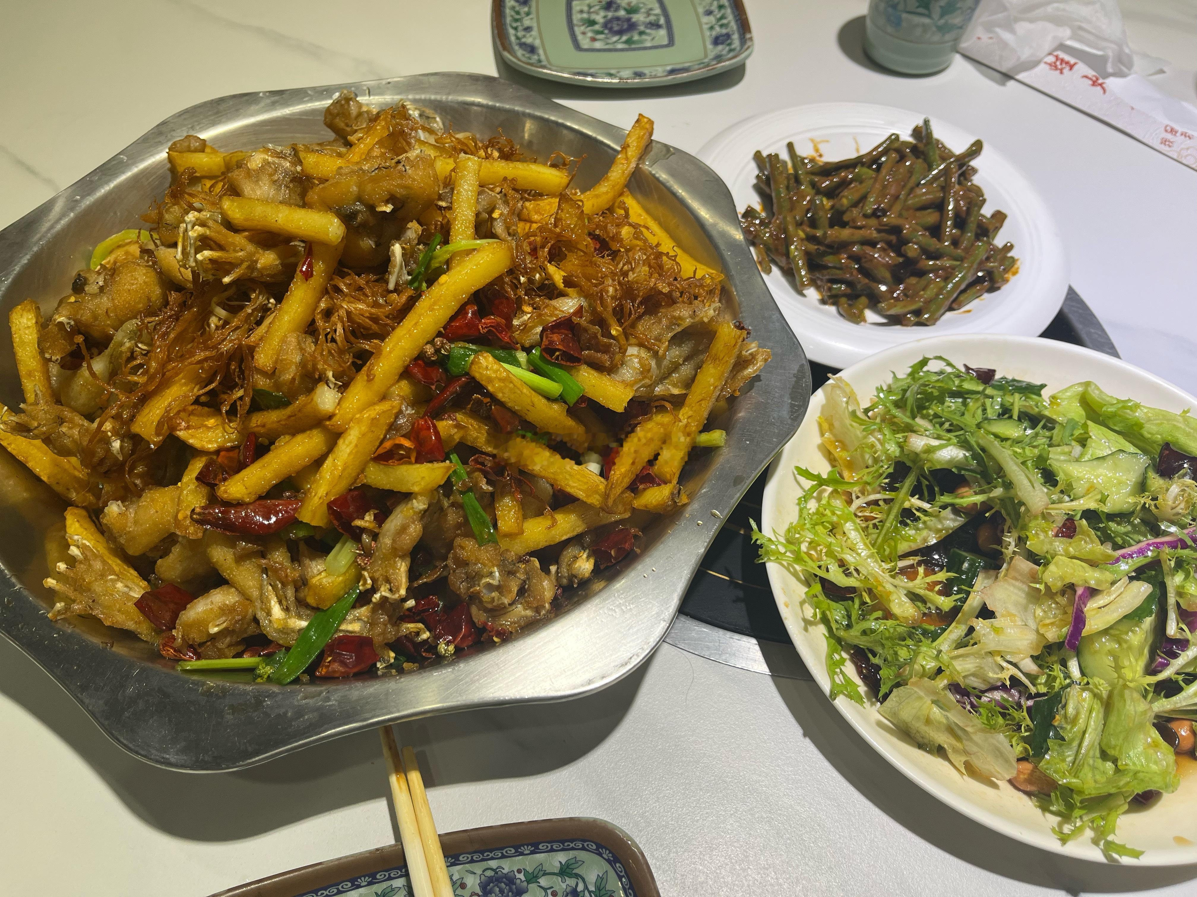 在外面飘了好几天，回来过中秋节。第一顿肯定还是这个[哈哈][哈哈][哈哈]  ​