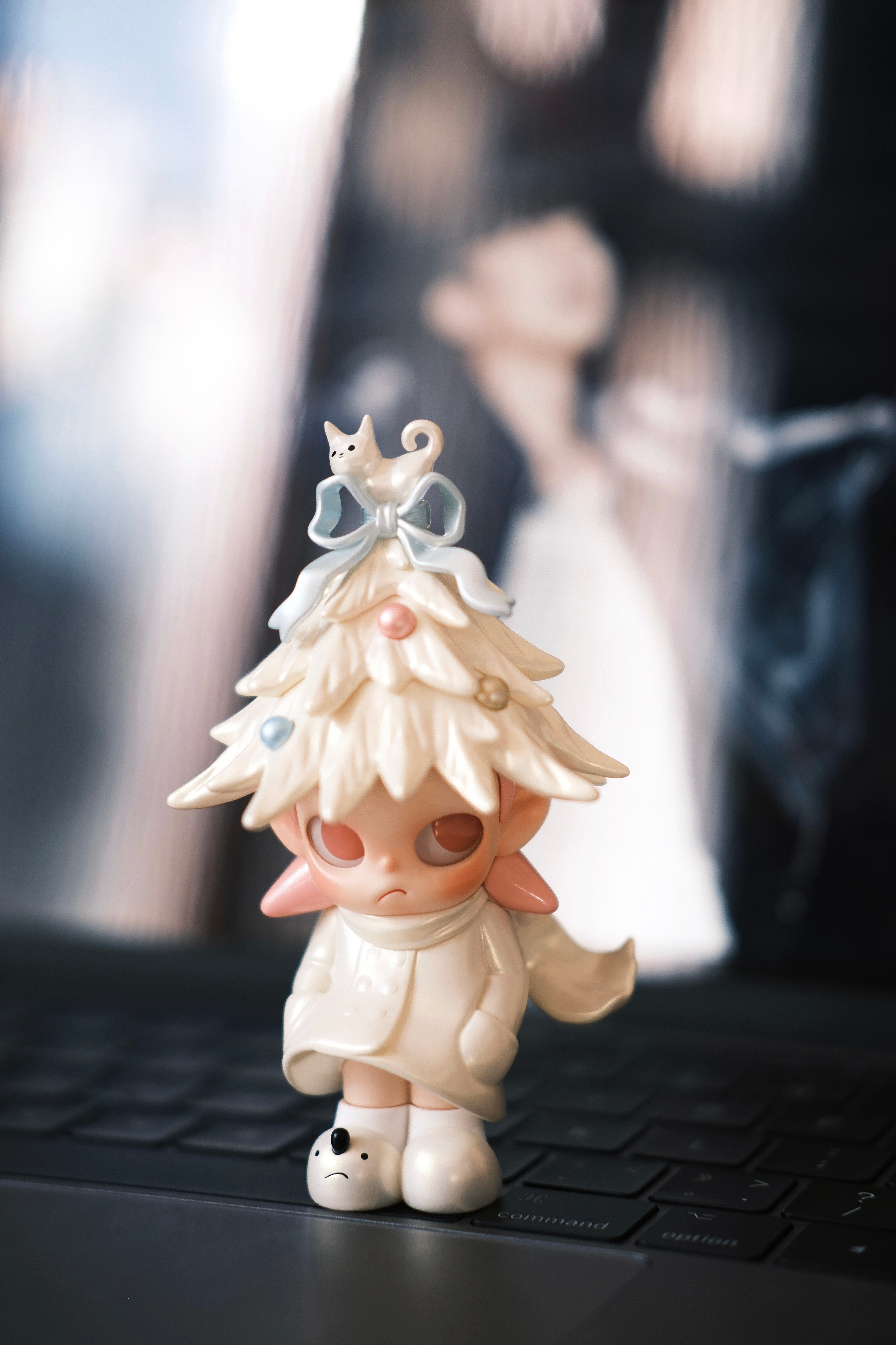 本来是要拍个小杉树 结果这手和镜头就这样不受控制omg…俊…速从屏幕里出来让我见