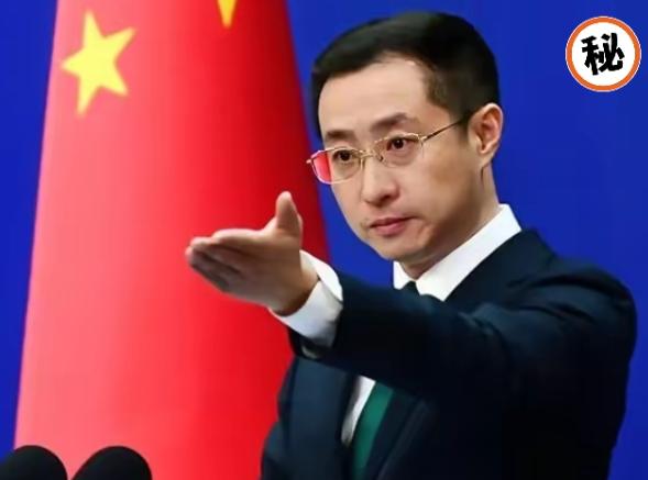 你认为中国现在最头疼的是台湾问题？是美国的围堵？还是日本的挑衅？都不是，真正的问