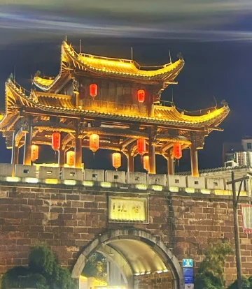 夜景很美的