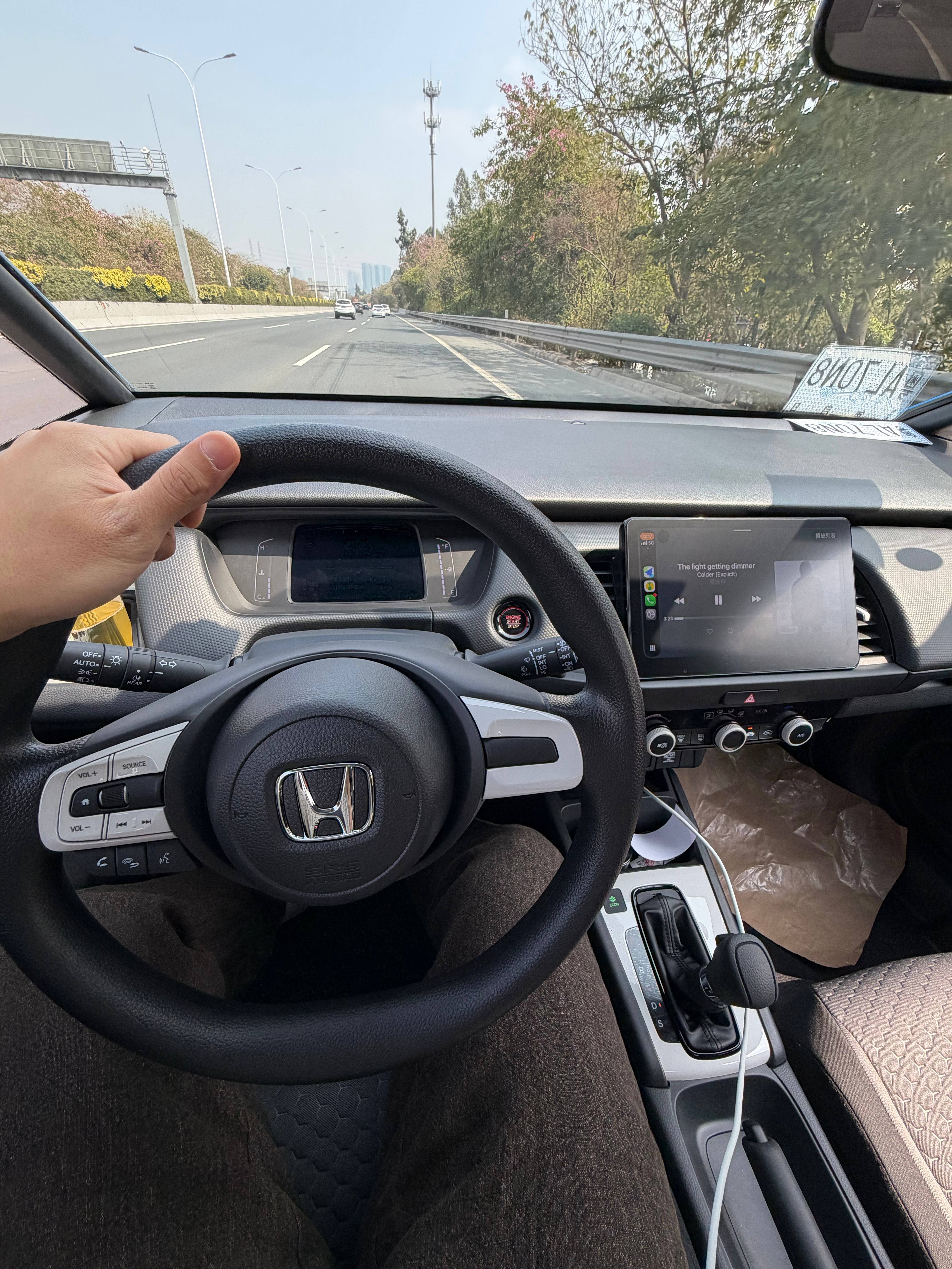 开着新买的飞度，听着蔡徐坤的 Colder瞬间拉回 10 年前开 GK5 的日子