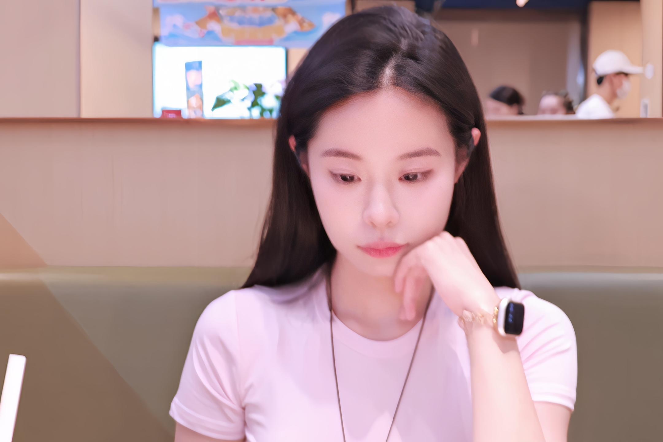 杨乐也是好起来了，能和我合照了（开玩笑的）