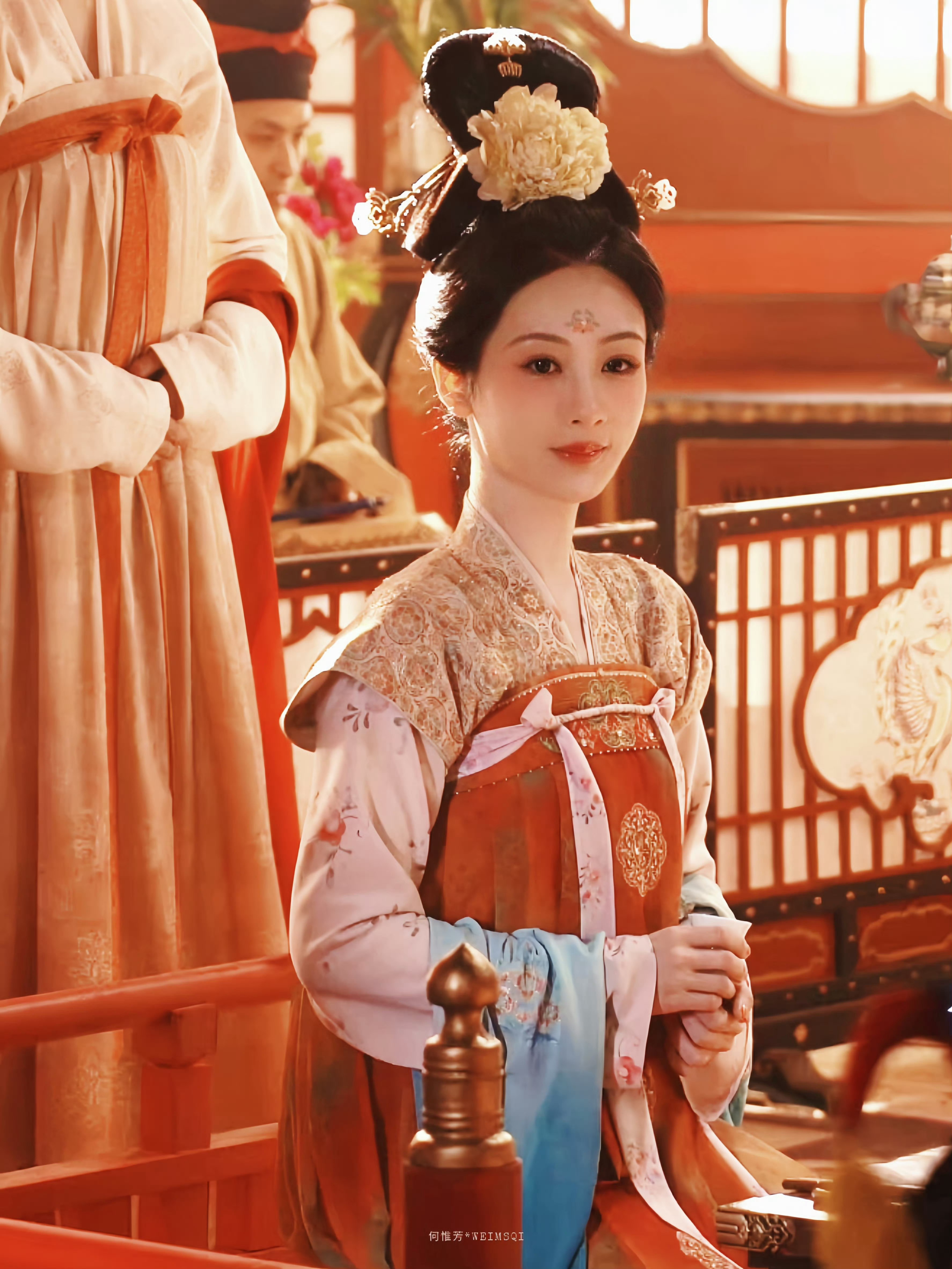 电视剧国色芳华[超话] 何惟芳生日快樂 ​​​