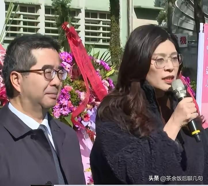 郑丽文当选党主席前后一直强调，要让国民党羊群变狮群，可是已经过了半年了，国民党还