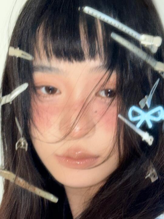 搞怪女孩