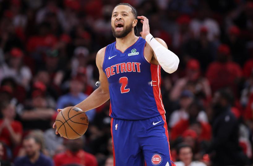 今日，NBA常规赛继续进行，活塞在客场挑战国王半场，活塞以75-58领先国王。康