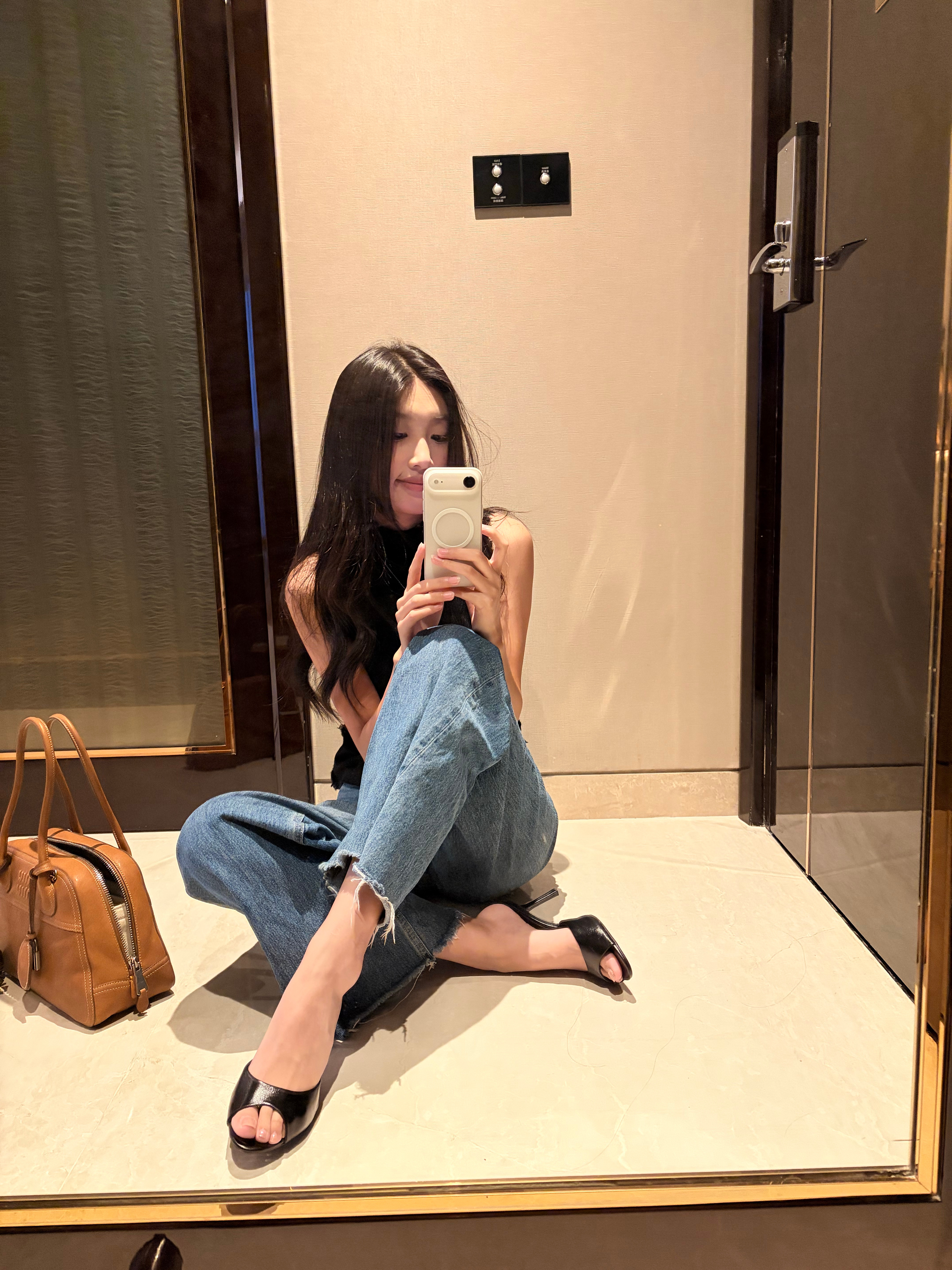 成都的大雨让人无法踏出房门以及要怎么拯救我的发缝…ootd