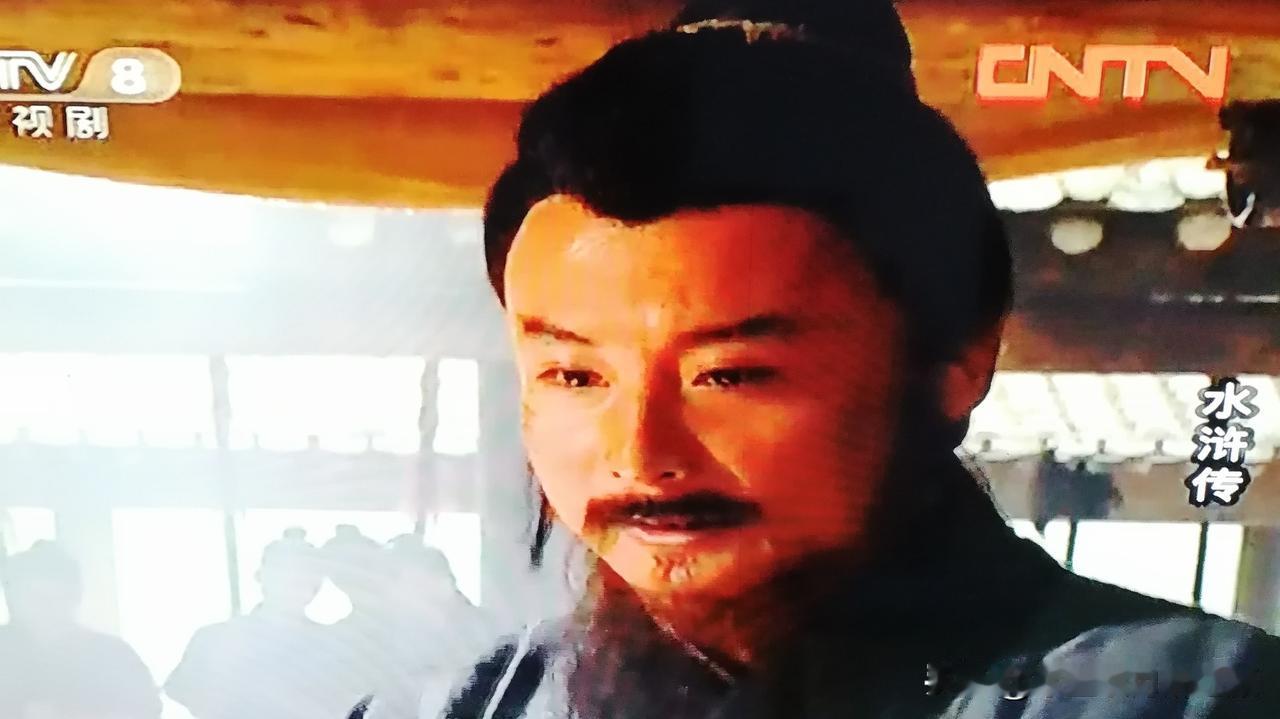 林冲休妻的动机是什么呢?从好坏两方面来说吧。
第一、从好的方面来理解就是:林冲被