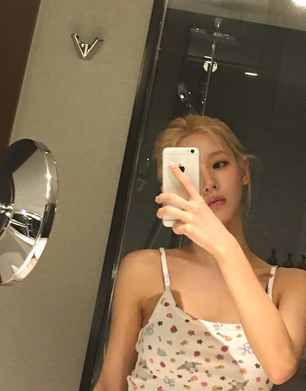 조미연 IG更新｜너무 예뻐💕公主👸🏻MIYEON请继续闪闪发光 多更新美