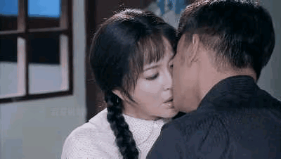 网友纷纷表示：心疼这男演员