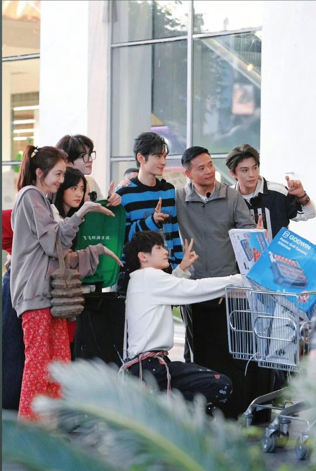 湖南卫视连发100条中餐厅中餐厅 不知不觉中餐厅已经100期了，湖南卫视连发10
