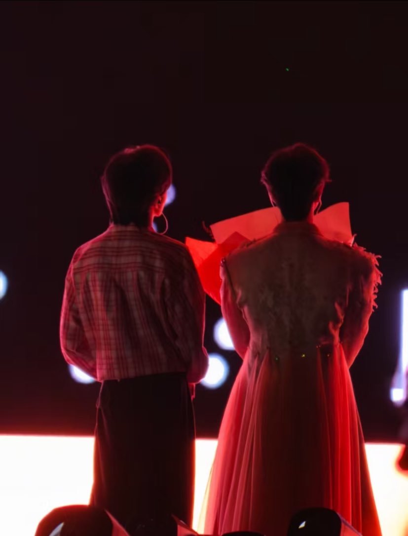 永远在你们的身后陪伴你们🥹 