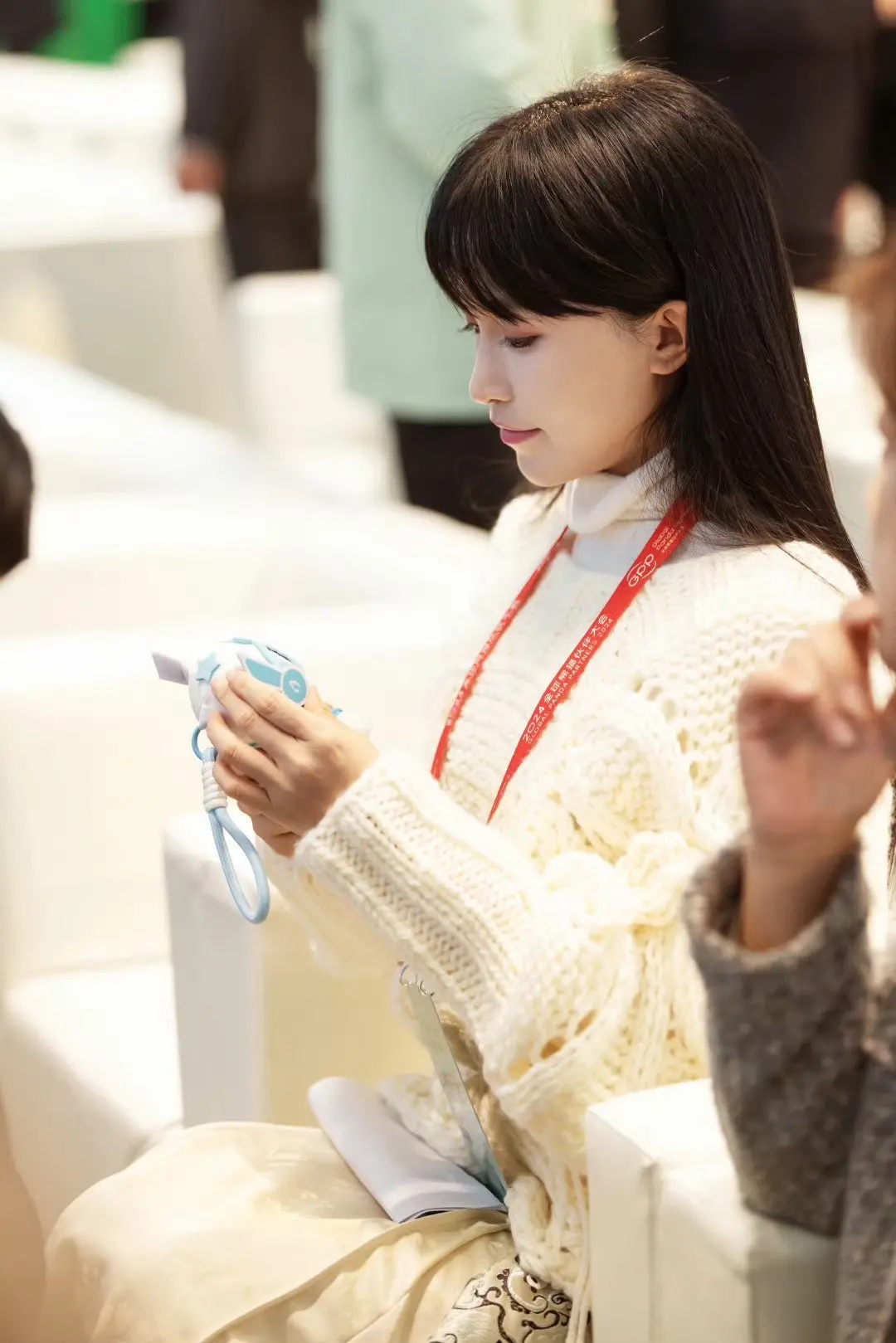 女神李子柒。