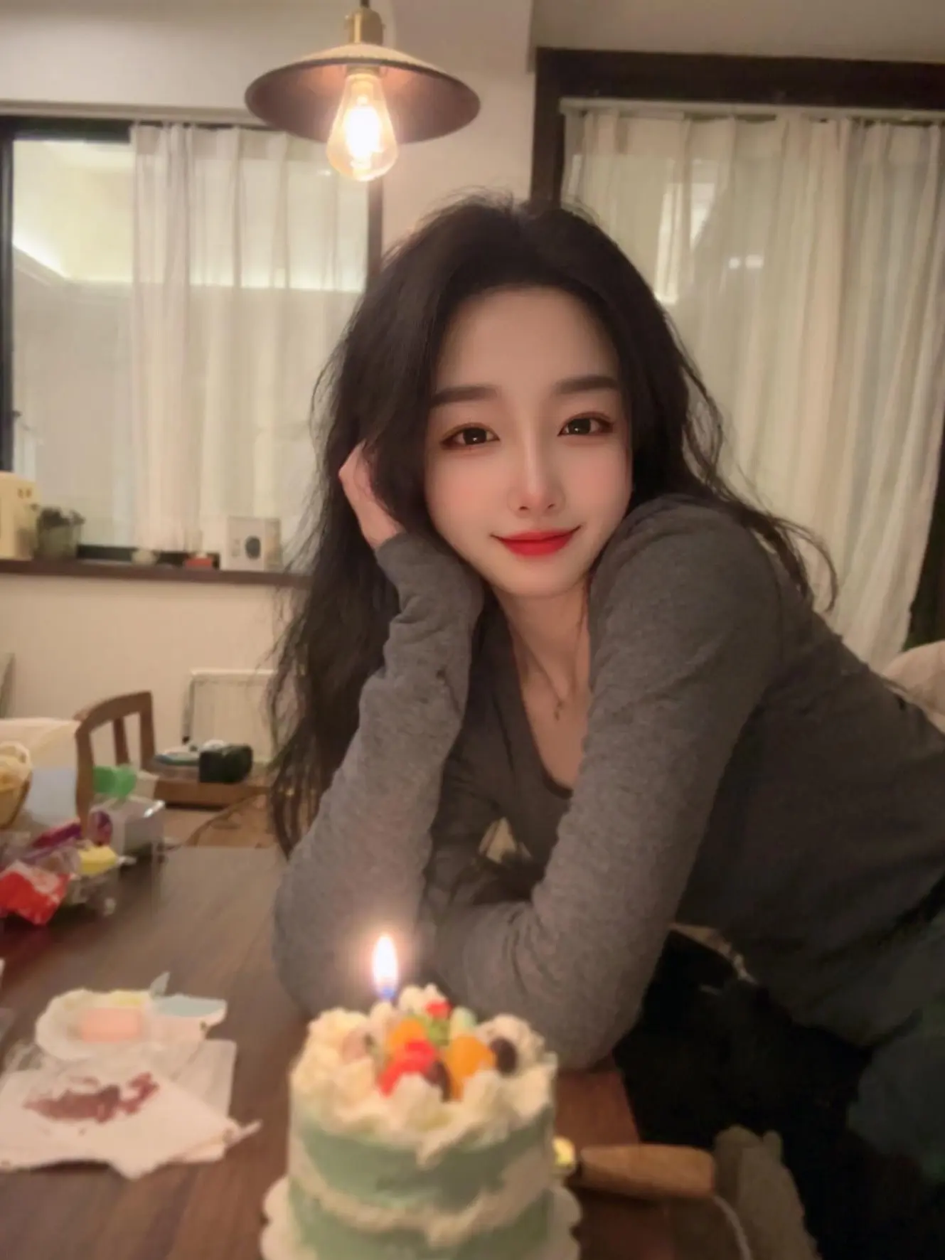 记住这个世界的规则： 所有的关系，你不要了，这题就解了~