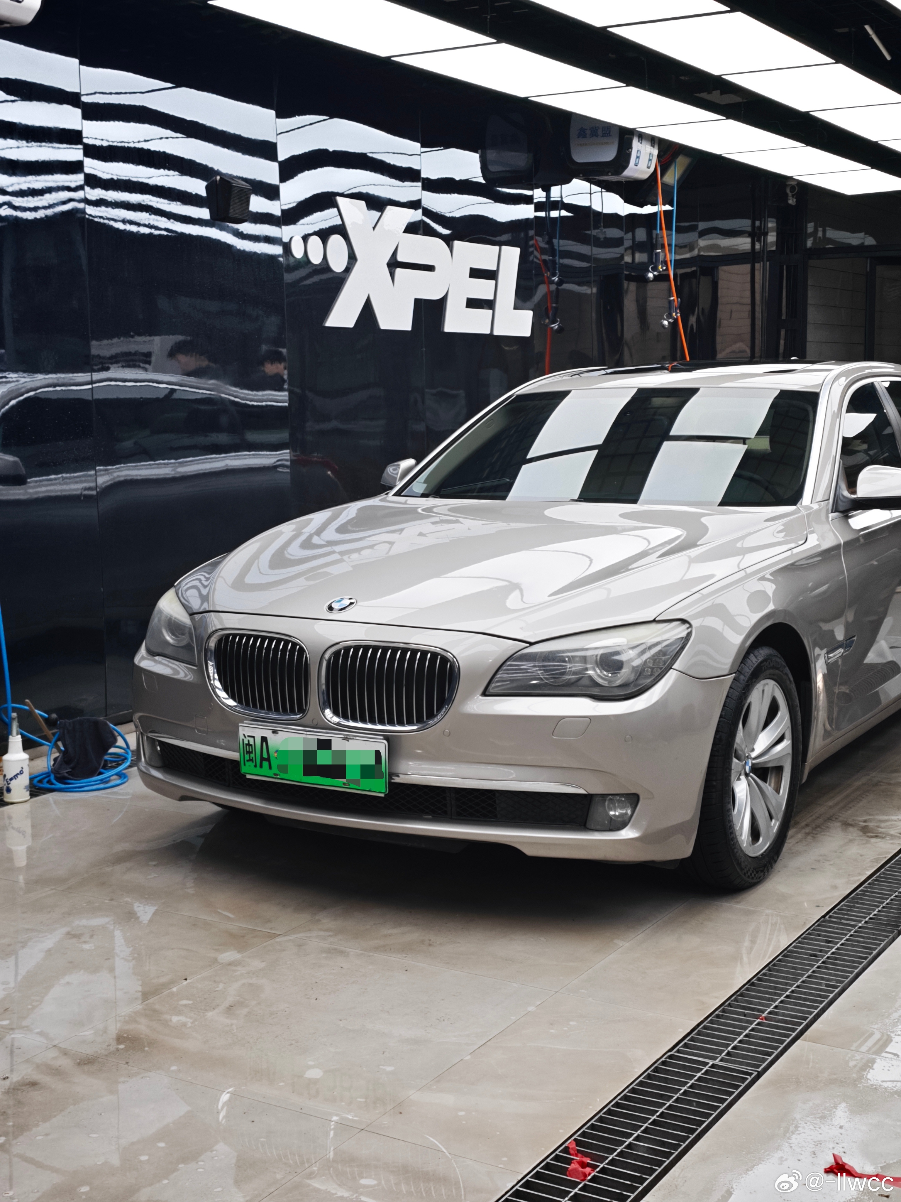 本周（凑不够9图的）小汽车 