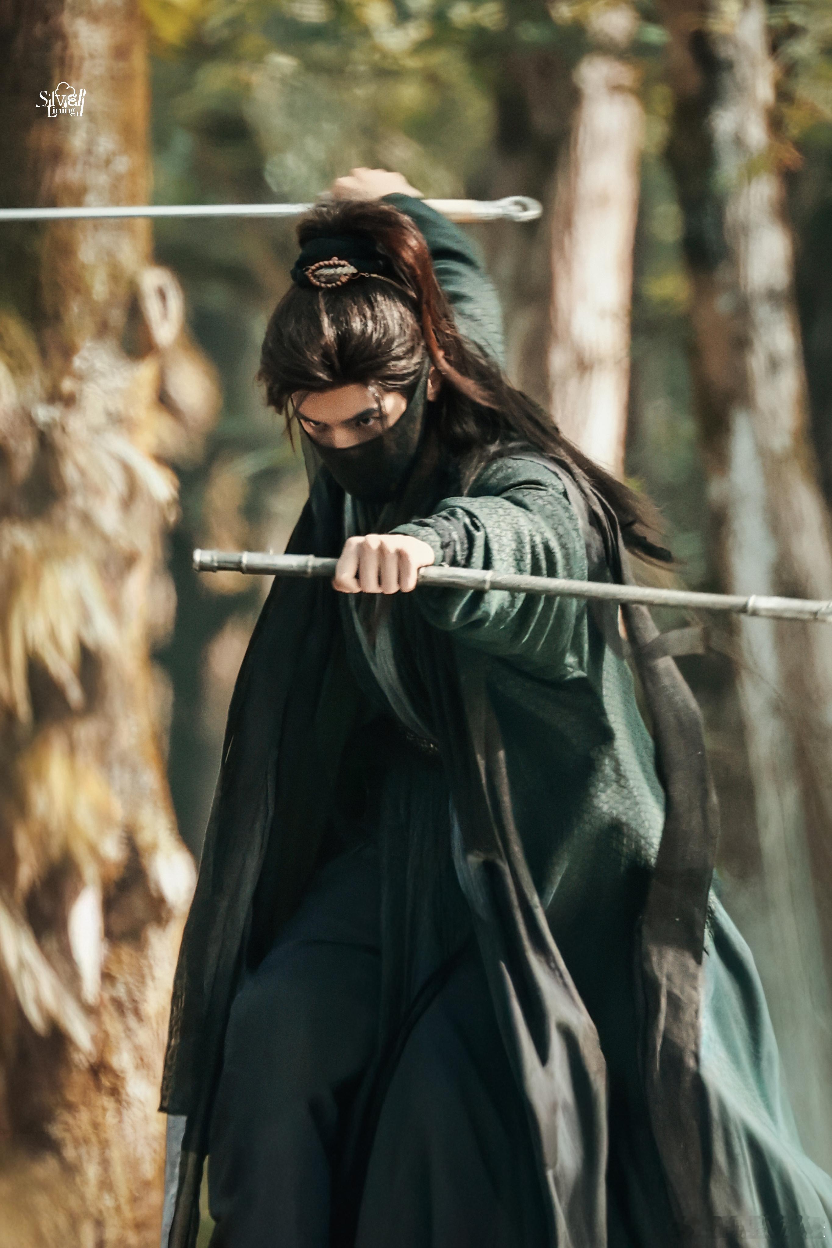 谁懂啊！姚弛新剧《金吾不禁》杀手路透一出来，直接把古装杀手焊死了！骨相帅哥！黑衣