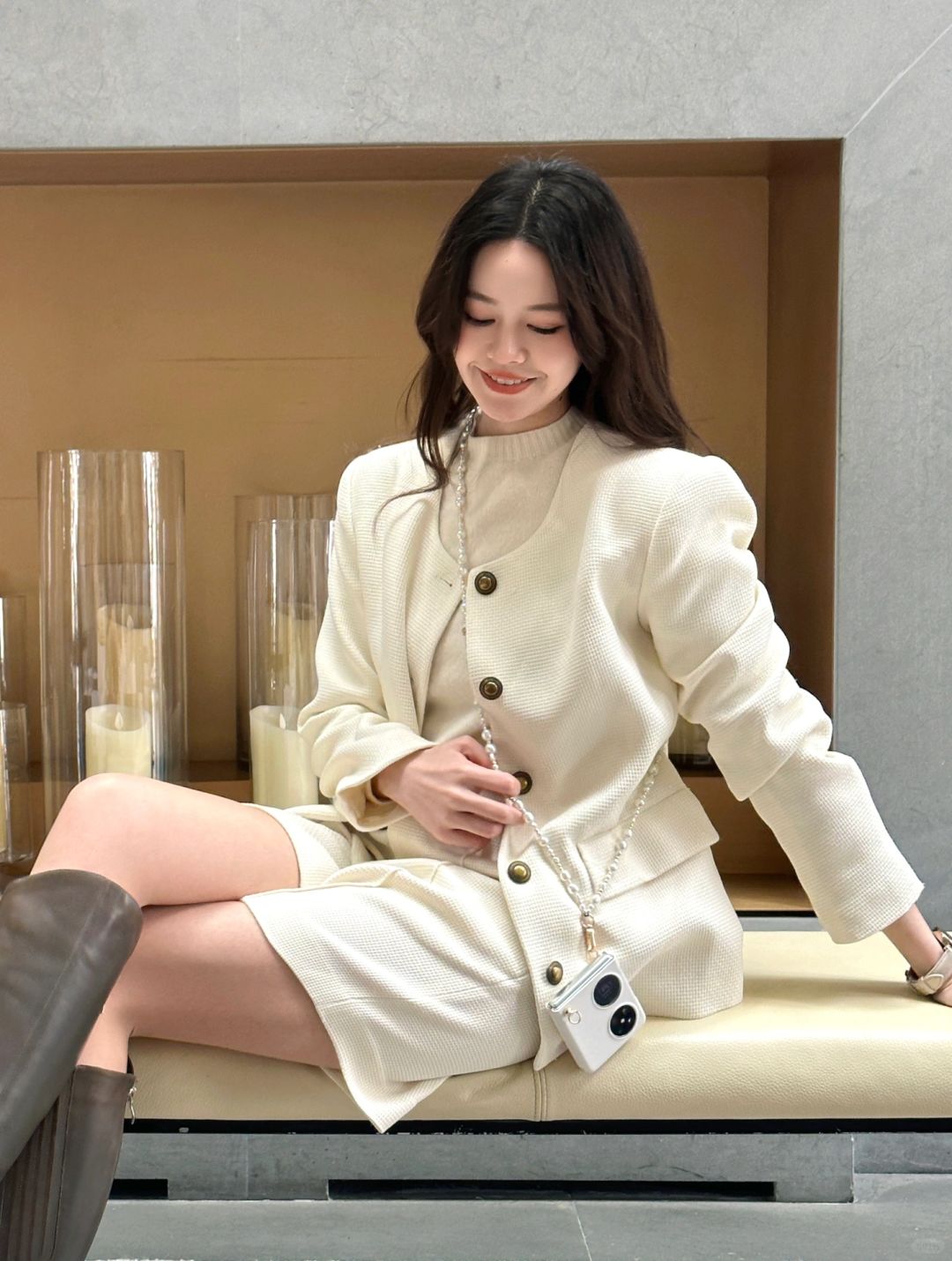 在背一种很新的包🤍