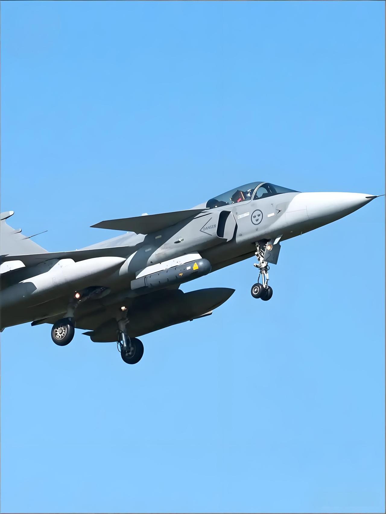 乌克兰引进150架“鹰狮”战斗机，连生产线一并拿下，这是要变身欧洲军火工厂？
近