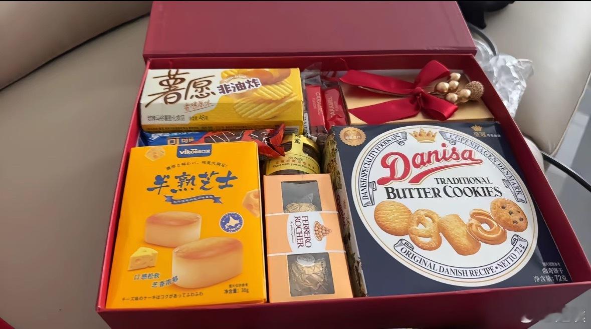 建议喜糖都按这个标准来网友评论：这样的喜糖堪比国宴