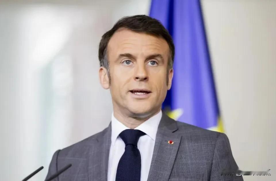 马克龙已到达华沙，12月12日，将与波兰总理图斯克讨论冲突后在乌克兰部署维和部队