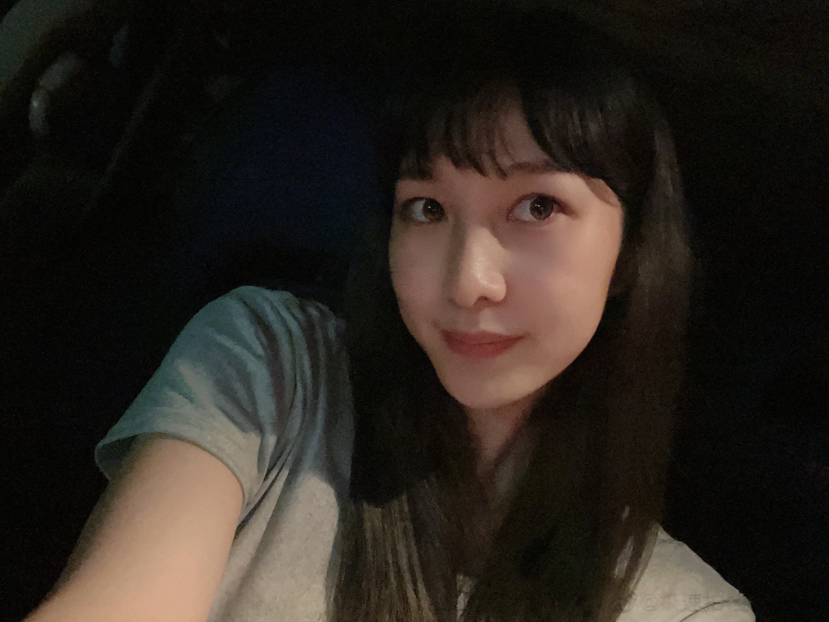 下班[害羞]你们加班了嘛？[送花花][送花花] ​​​
