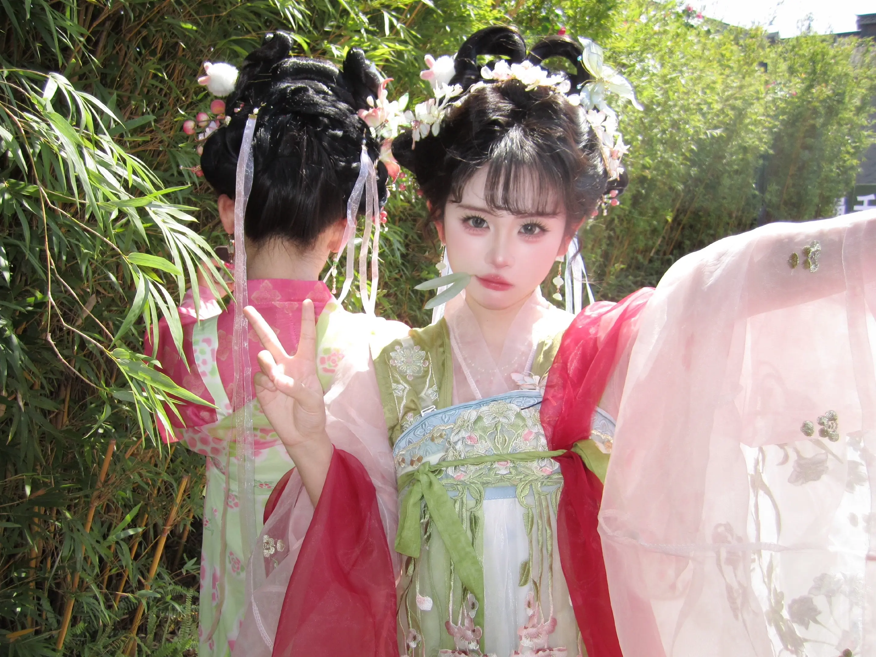 俺俩就是竹林姐妹花～