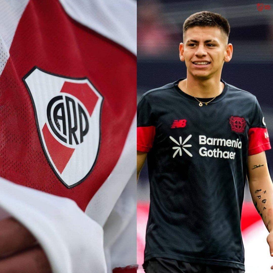 🚨 记者伦佐·帕尼奇报道：🔴 克劳迪奥·埃切维里希望重返河床队，并已开始向勒