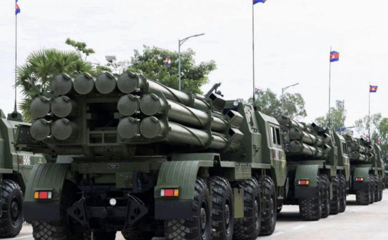 泰国这次真怒了，不把柬埔寨打服不停火，决心彻底打垮洪森，永保边境和平稳定！

新