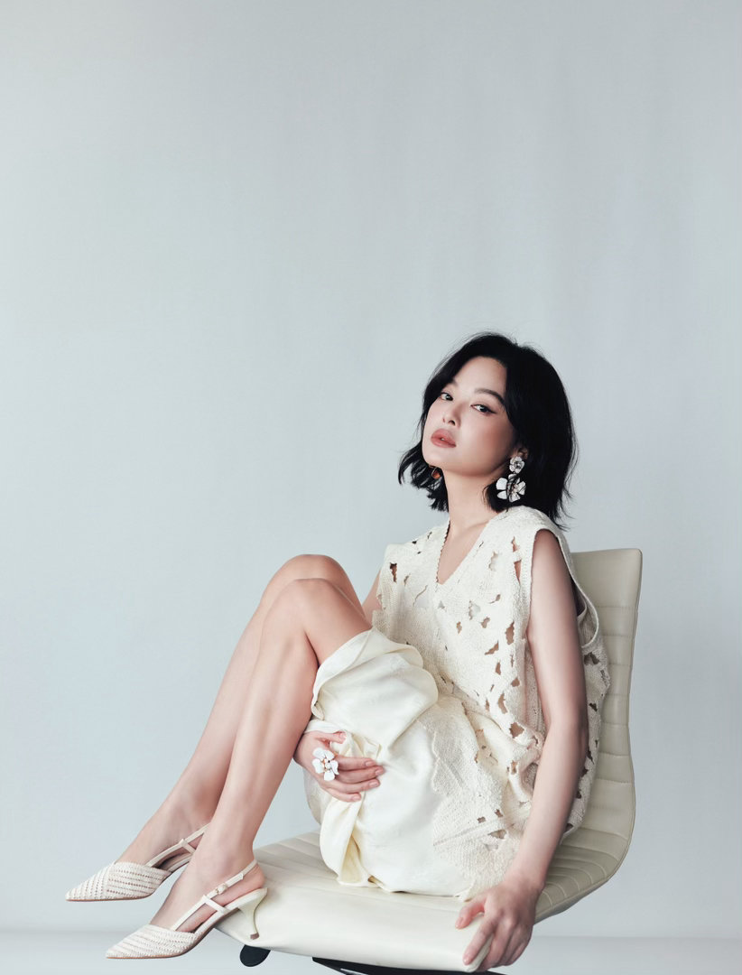 辛芷蕾溢出屏幕的生命力 谁给蕾子拍的这组图！真的太会了！那种蓬勃的生命力隔着屏幕