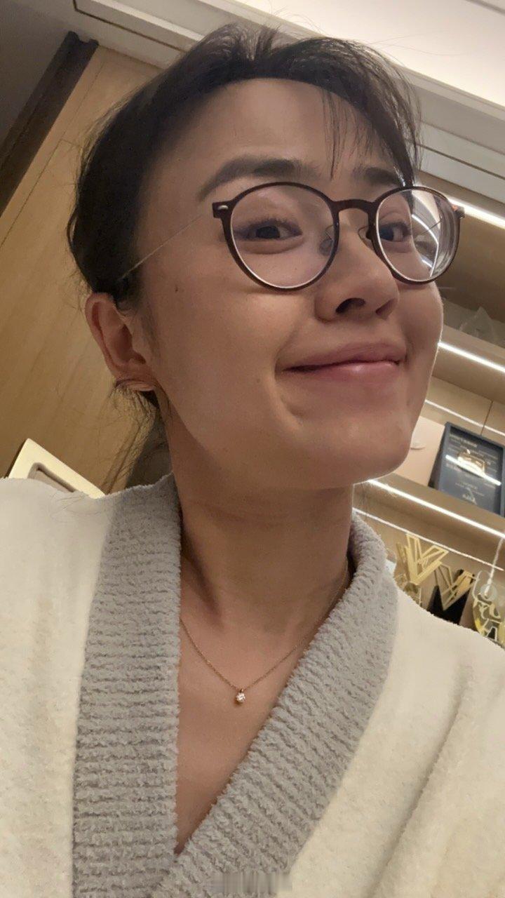 最近走了很多路 吃了很多餐饭 看了很多花 ​​​
