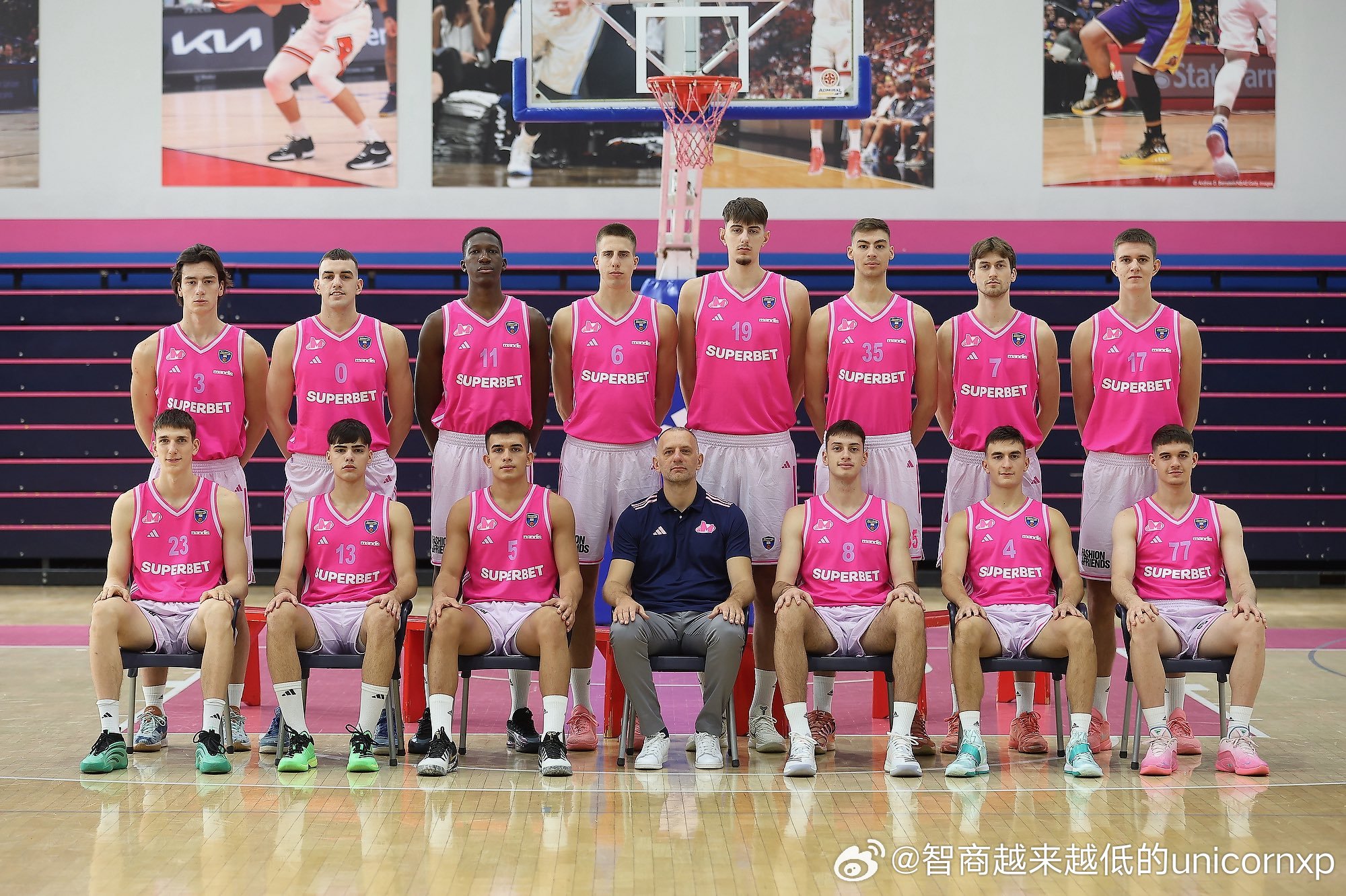 新赛季Mega内线拥挤，我很好奇教练怎么分配出场时间2026nba选秀NBA[超