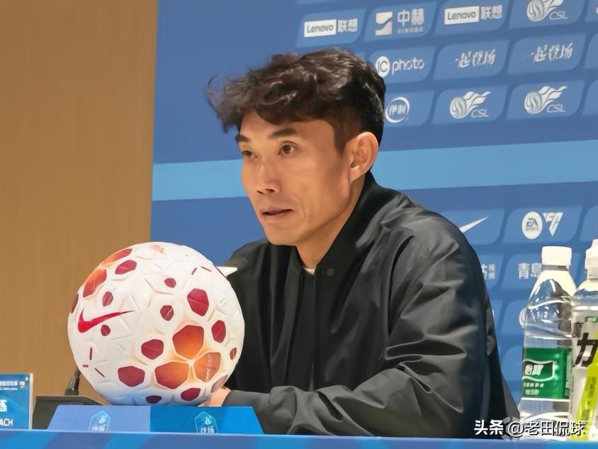 郑智把痞气全带到了青岛西海岸…说实话之前我不怎么关注西海岸的比赛，但昨天看了西海