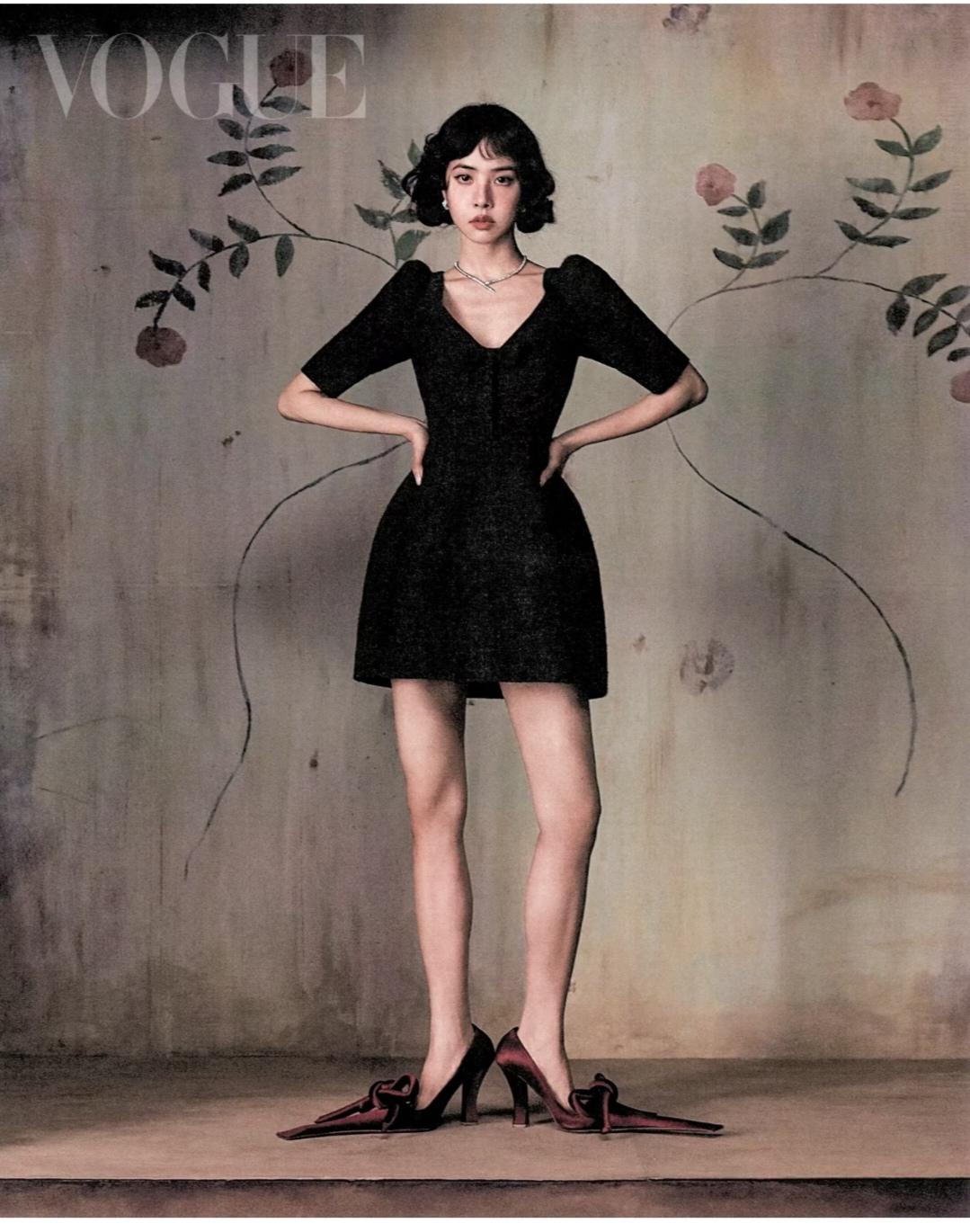 蔡依林，脚上的鞋子好艺术。