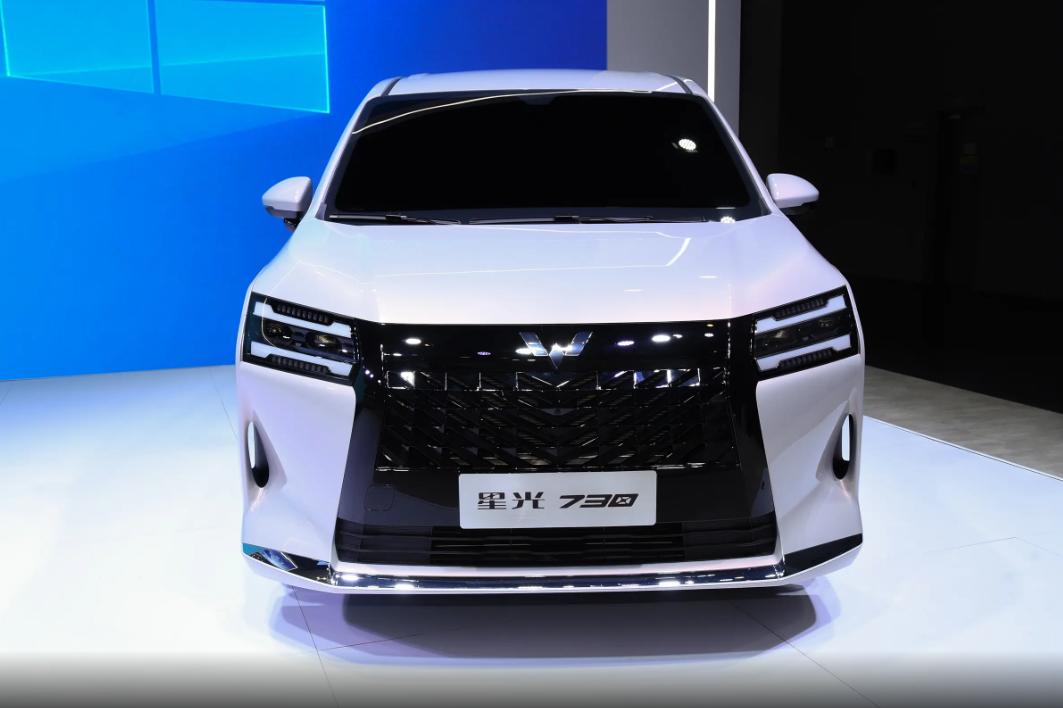 十五年深耕 MPV 市场，五菱用 800 万台产销传奇定义 “人民的车”—— 五
