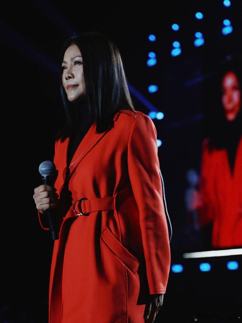 田震北京演唱会开票时间 12月3日13:18，田震北京演唱会的预售时间！这场演唱