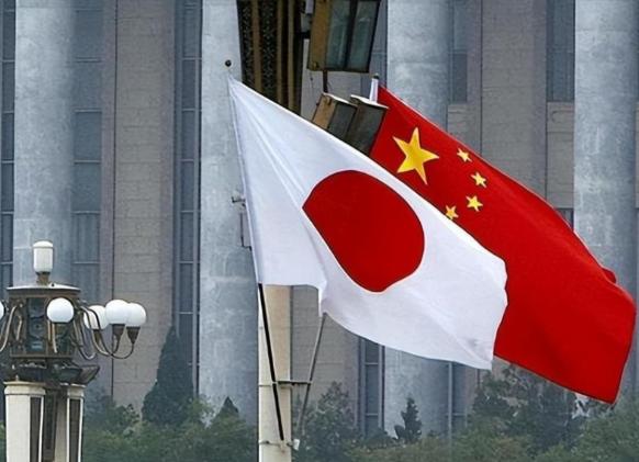日本天“塌”了！如果仅是中国一家制裁日本，日本可能还剩一口气。可是日本现在面临的