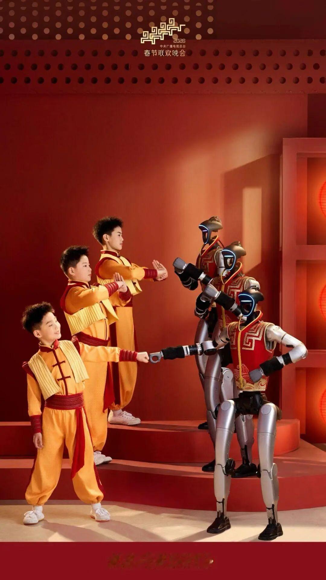 机器人全面入侵春晚宇树的《武Bot》上了禾赛的JT128激光雷达，拥有360°视