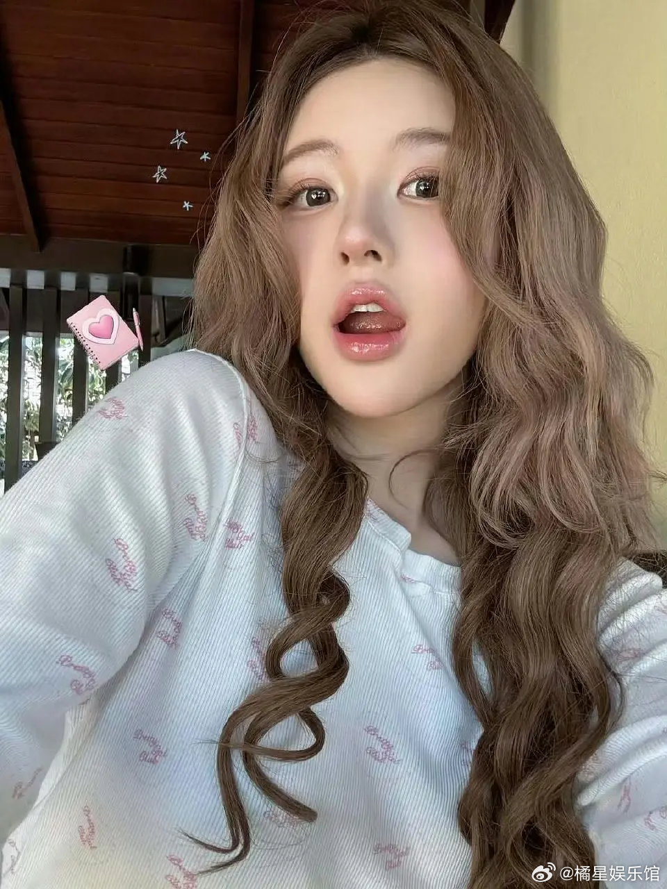 赵露思是在cos她吗